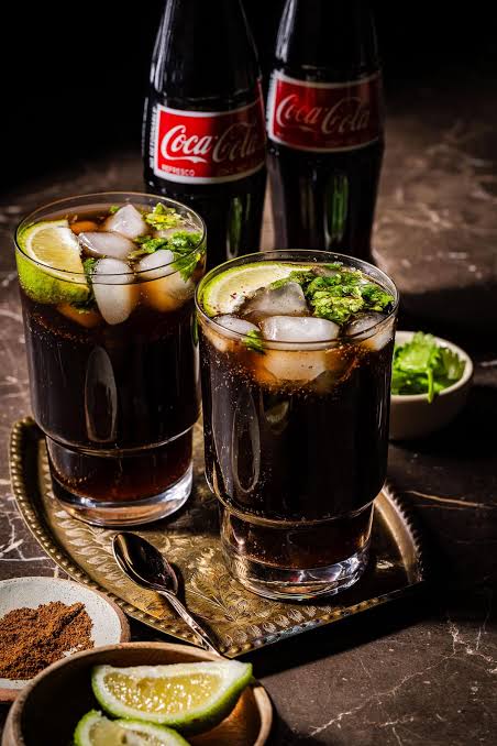 كولا